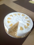 2015-05-24-kokosový-korpus-smetanová-náplň-ananas