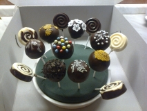 2016-11-10-cake-pops