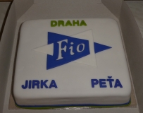 2017-10-19-Fio-dort-čokoládový-korpus-nugátový-krém
